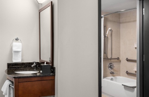 Lakes of Forest Hill Hotel | Hyatt Place Memphis/Germantown