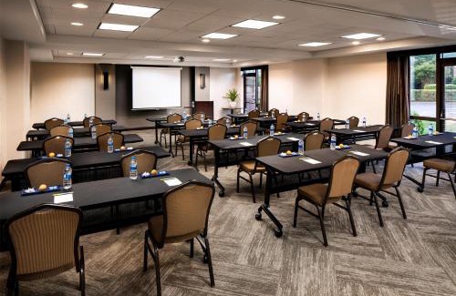 Roanoke Hotel | Hyatt Place Roanoke Airport/Valley View Mall