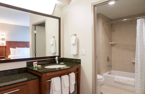 Bayou Oaks Hotel | Hyatt Place Sarasota/Bradenton Airport