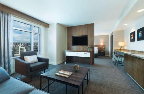 Downtown Denver Hotel | Hyatt Regency Denver at Colorado Convention Center