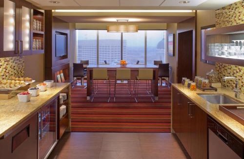 Wholesale District Hotel | Hyatt Regency Indianapolis at State Capitol