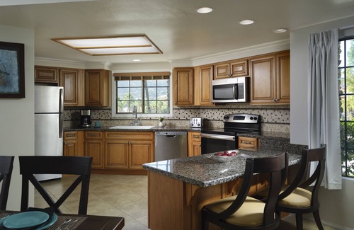 Central Escondido Hotel | Hyatt Vacation Club at The Welk, San Diego Area