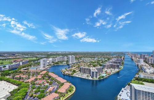 Hollywood South Central Beach House | HYDE 2BR Panoramic Oceanview - No Resort Fees & Free Parking Exclusive to This Unit