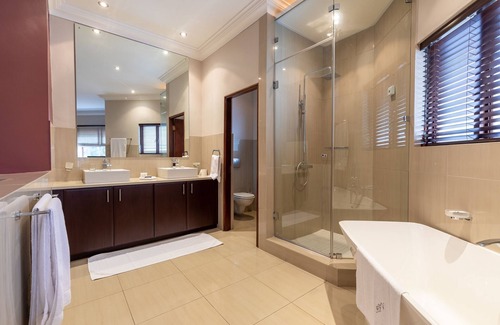 Greater Johannesburg Metropolitan Area Bed & Breakfast | Hyde Park Guest House