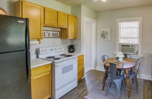 Hyde Park House | Hyde Park Home w/Fire Pit: Near Hiking Trails!
