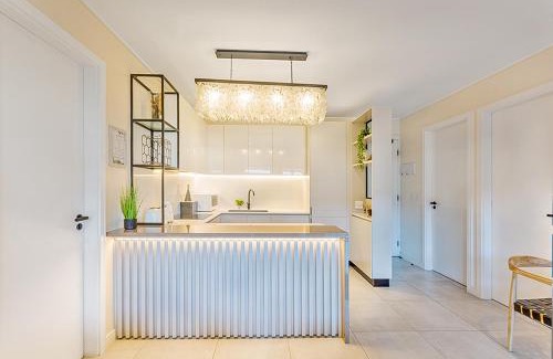 Greater Johannesburg Metropolitan Area Apartment | Hyde Park Sandton Luxury 2BR Top Floor