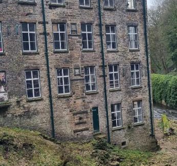 New Mills House | Hydebank