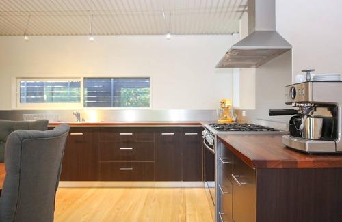 Harrietville House | HYGGE : Harrietville Township