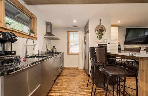 Brownfield Condo | Hygge House | 1BR,1BA, Hot Tub, Dog Friendly