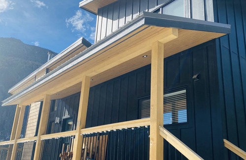 Hope Cabin | Hygge Hytte.Brand new cabin in Sunshine Valley BC