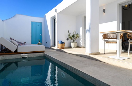 Karterados Villa | Hypnōs boutique villa with amazing heated pool hot tub