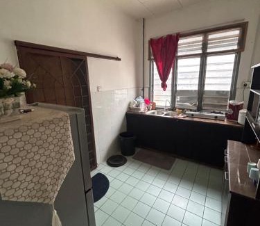 Kepala Batas House | Hz Homestay Bertam