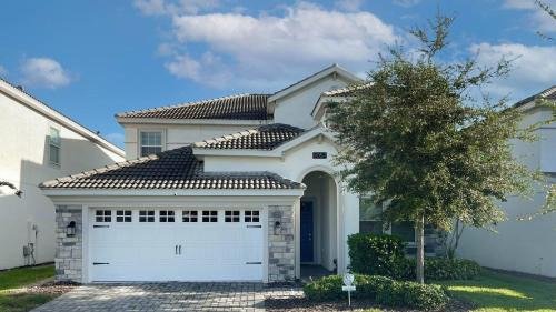 Southampton House | HZD9057