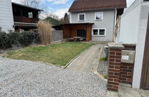 Frontenhausen Apartment | I Apartment 8 Personen - Monteurwohnung - Ferienwohnung - Frontenhausen