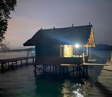 Yenbeser Resort | I&D Home Stay Raja Ampat