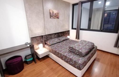 Seksyen 7 Apartment | i-Duplex 1M2R2B Condo - LED Garden, Fun Fair, Waterpark, Wax Museum, Mall & More!