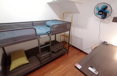 Seksyen 7 Apartment | i-Duplex 1M2R2B Condo - LED Garden, Fun Fair, Waterpark, Wax Museum, Mall & More!