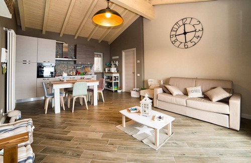 Carciano Apartment | I FAGGI Country House LEVO - STRESA - 1st floor with great view