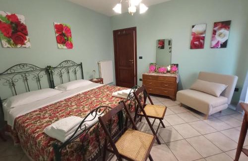 Pietramelara House | I Fiori di AminA "Le Rose"