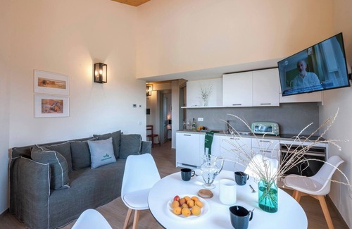 Terre Roveresche Villa | I Gelsi 12&2 by Marche Holiday Villas