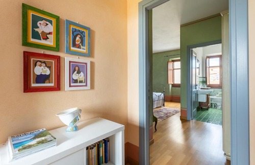 Paulilatino House | I gerani rossi