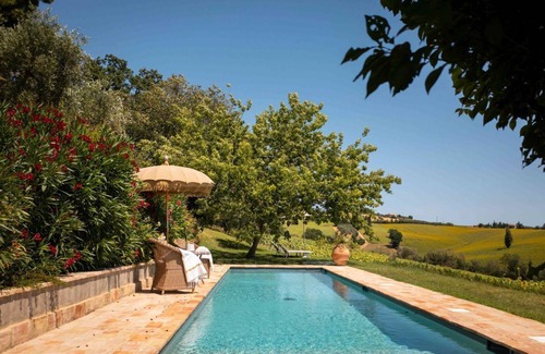 Ostra Vetere Villa | I Girasoli - Five Bedroom Villa, Sleeps 10