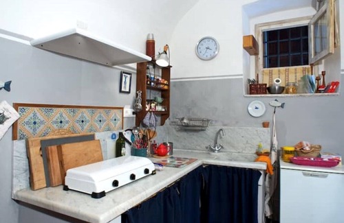 Pugliola Apartment | I Glicini free wifi area bbq