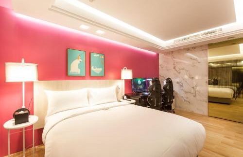Zhongli District Hotel | i hotel 中壢館