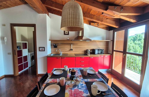 Centro Storico Sud Apartment | I Lecci - Two Bedroom Apartment, Sleeps 4