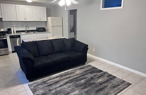 Neartown Apartment | I LOVE HOUSTON…Located in central Houston!