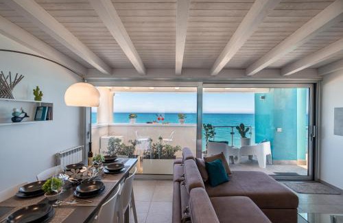 Sant'Agata di Militello Apartment | "I MORI LUXORY APARTMENTS" - Attico mansardato con incantevole vista mare