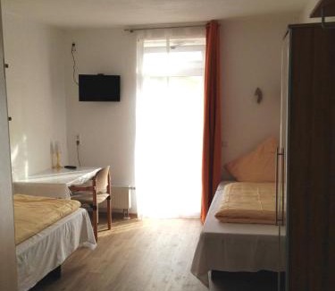 Obertshausen Hotel | i-Motel