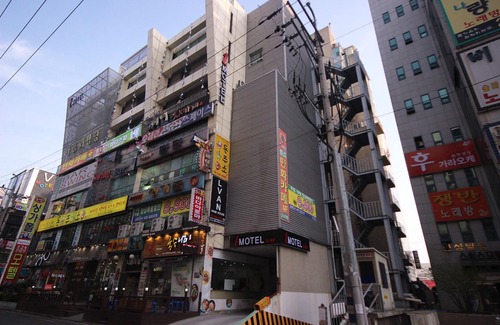 Sangnam-dong Hotel | i Motel