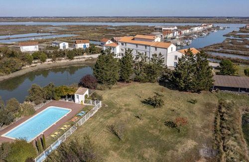 Chaillevette Cottage | IA - Charming cottage for 4 people, swimming pool, near Royan