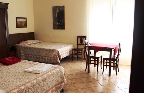 Zona LIII Tomba di Nerone House | Ianus Guest House