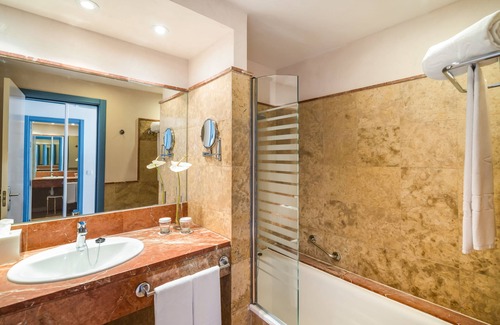 Morro Jable Resort | Iberostar Waves Playa Gaviotas -All Inclusive