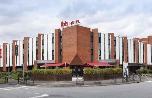 Courcouronnes Hotel | Ibis Évry-Courcouronnes