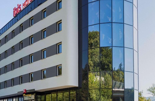 Neuenhof Hotel | ibis Baden Neuenhof