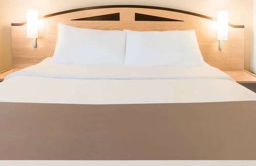 Saltaire Village Hotel | ibis Bradford Shipley