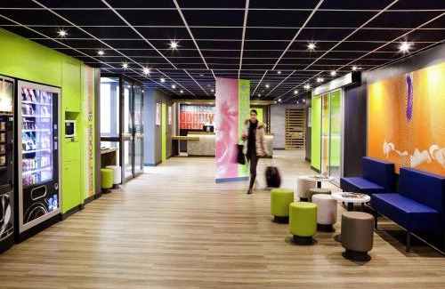 Grigny Hotel | ibis budget Grigny Centre