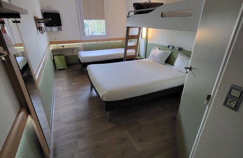 11th Arrondissement Hotel | ibis budget Marseille la Valentine