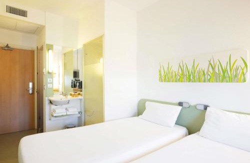 Distrito Norte House | Ibis Budget Sevilla Aeropuerto