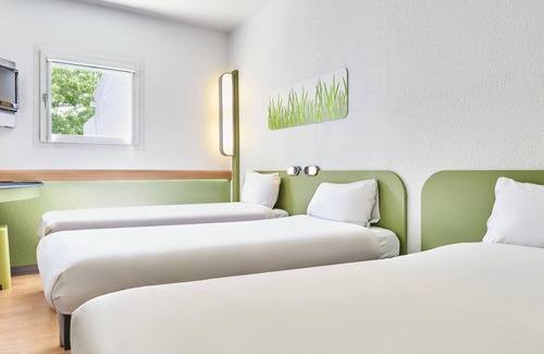 Coignieres Hotel | ibis budget Versailles Coignières