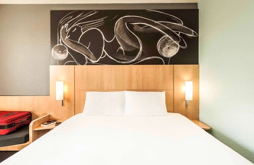 Chatellerault Hotel | ibis Chatellerault