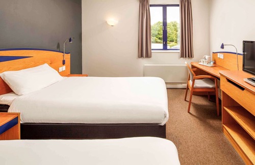 Barlborough Hotel | ibis Chesterfield North - Barlborough