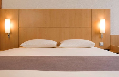 Littoral Department Hotel | ibis Cotonou