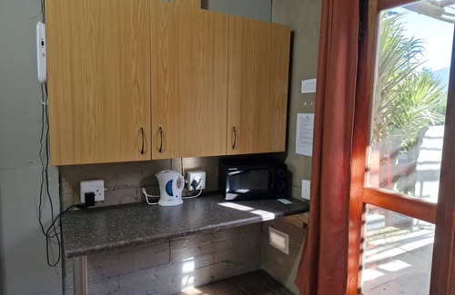 Molen Drift House | Ibis Place Guest House