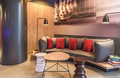 Santos Hotel | ibis Santos Valongo