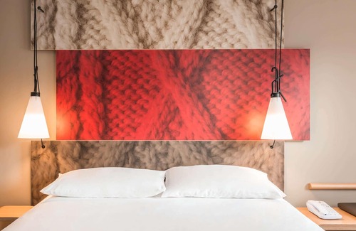 Sens Hotel | ibis Sens Hotel