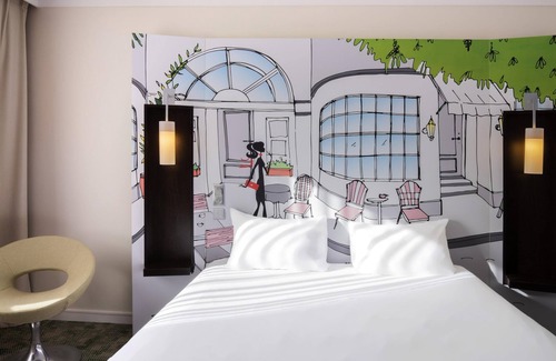 Center Hotel | ibis Styles Evry Courcouronnes Hotel and Events